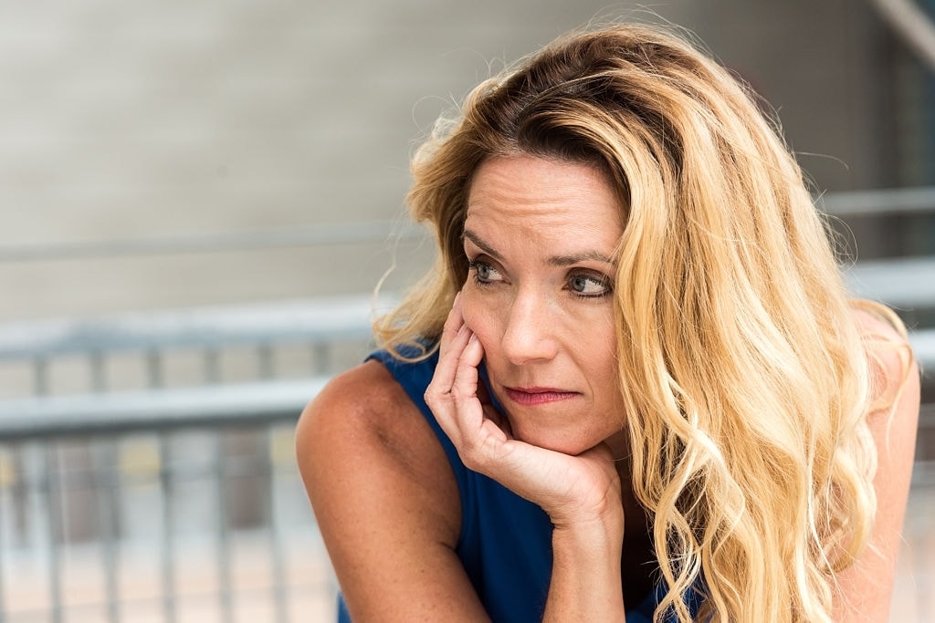 Best shampoo for thinning store hair due to menopause